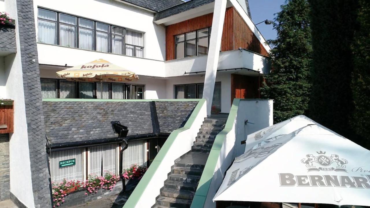 Horsky Hotel Neptun Mala Moravka Exterior photo